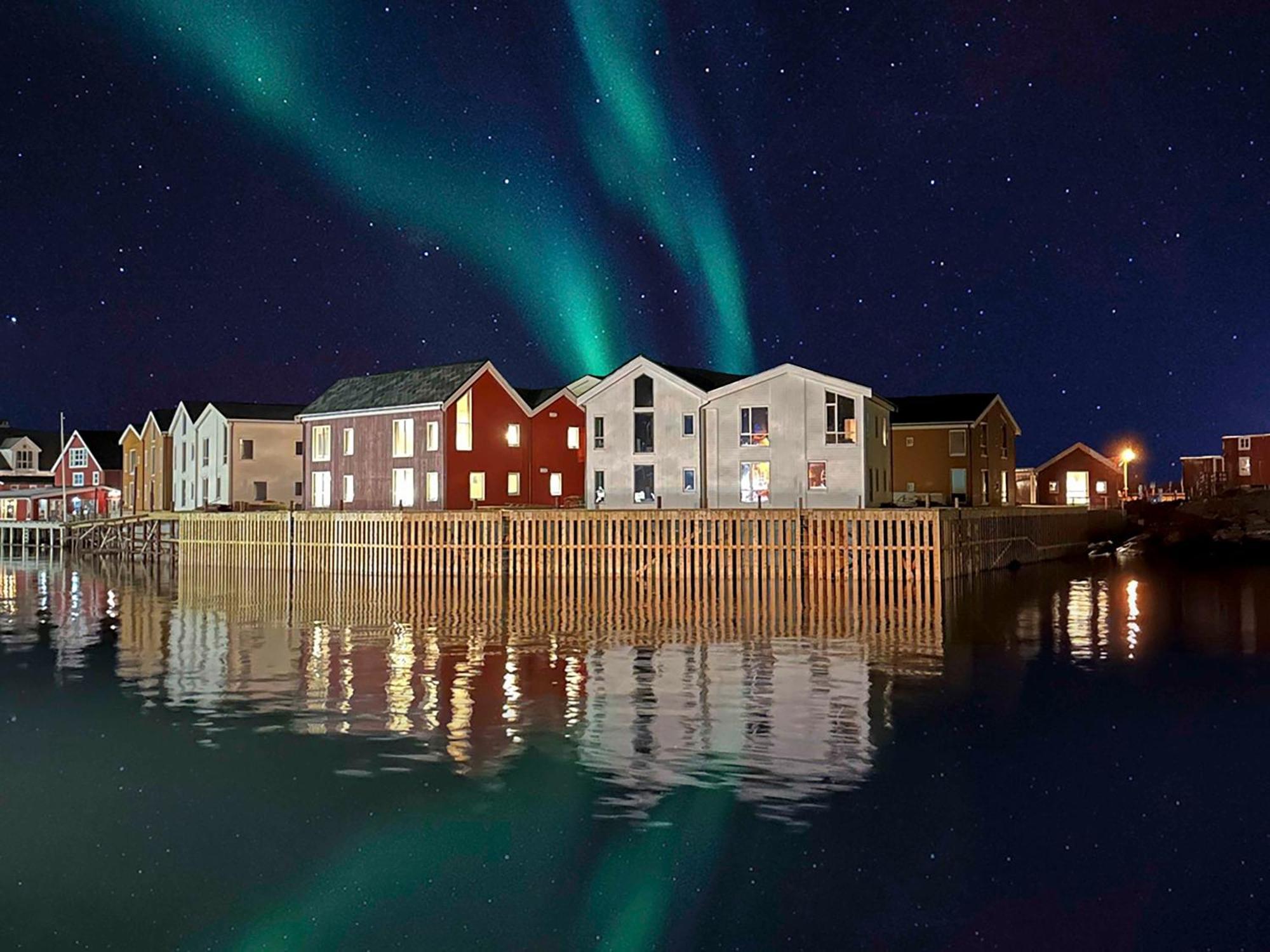 Henningsvaer Bryggehotell - By Classic Norway Hotels Exterior photo